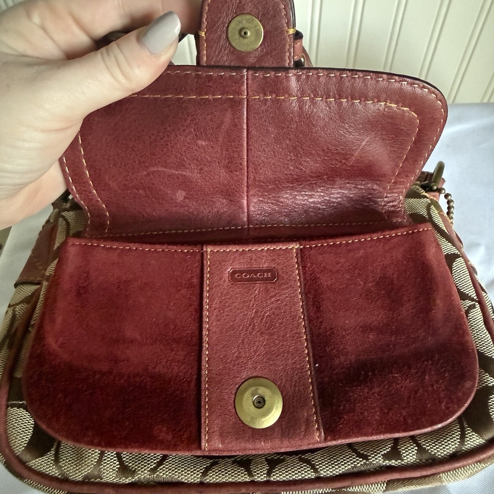 VTG Coach Special Edition 2004 Fall Shoulder Bag Purse Brown and Burgandy Y2K - Picture 10 of 16